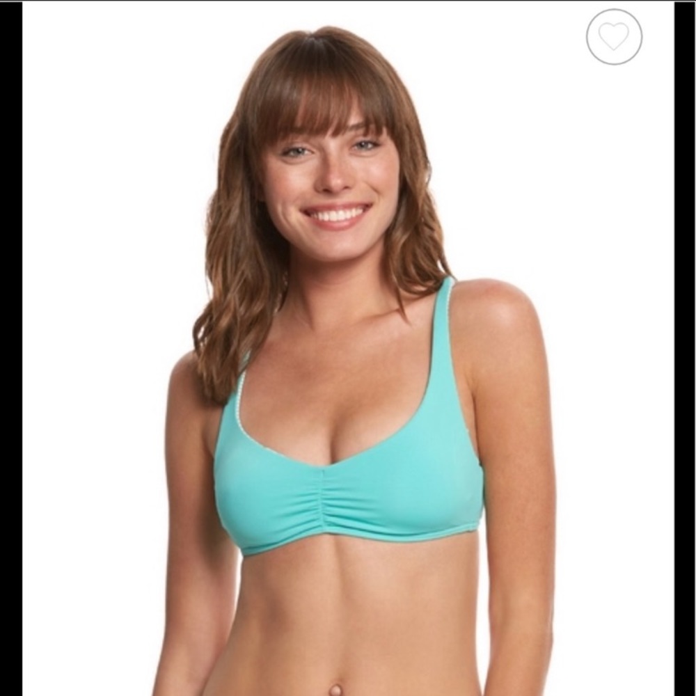 STRAPPY LOVE ATHLETIC CROP TOP S